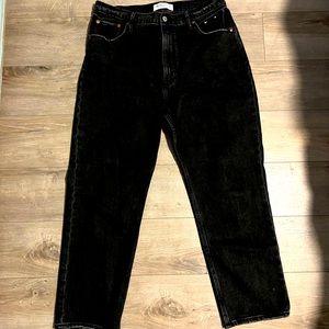 Abercrombie Straight High Rise Jean